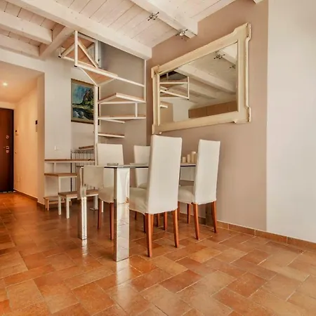 Penthouse Luxury Quattro Canti-3